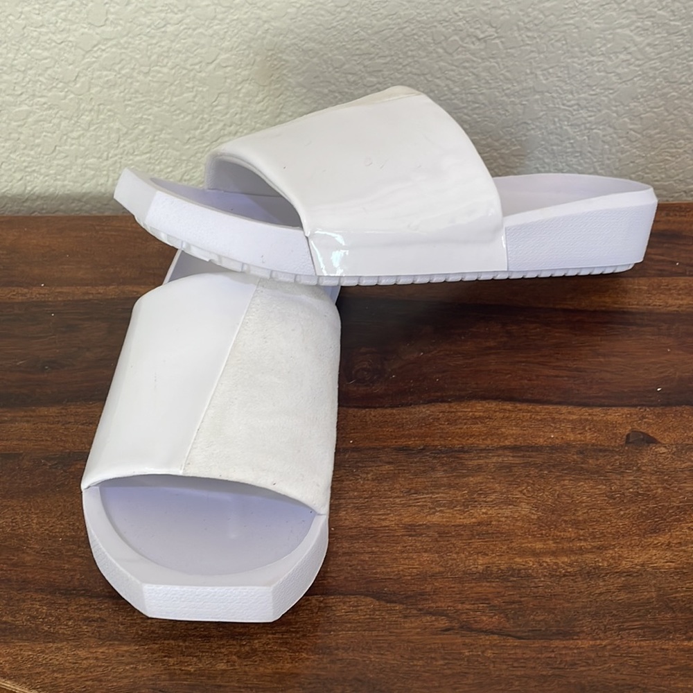 Nike | SAMPLE Jordan Nola Slide